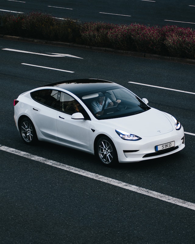 tesla car locked out his owner Mario Zelaya