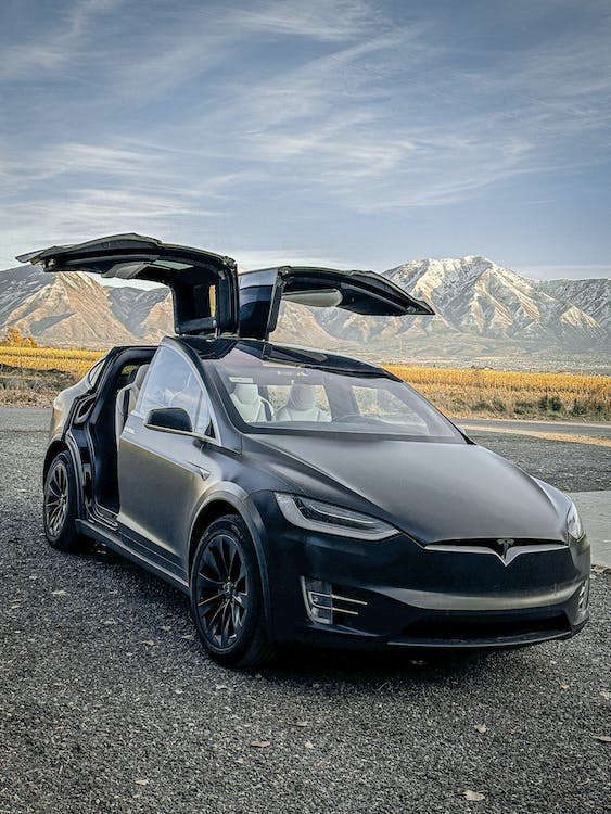 tesla-model-2023
