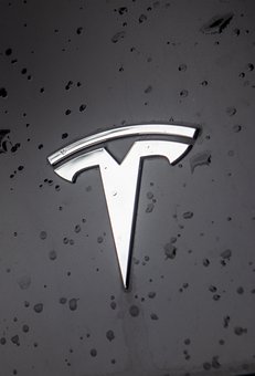 tesla-7069874__340