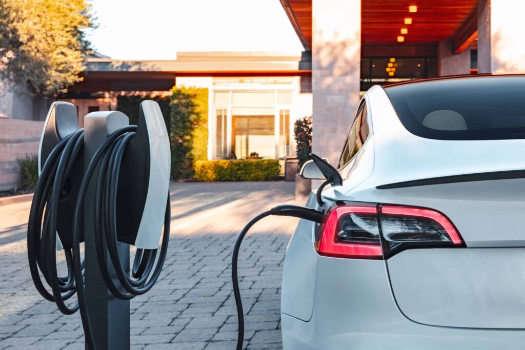 types of tesla charging hardware 
The different types of charging hardware for charging tesla car batteries are wall connectors, mobile connectors, superchargers, destination charging, and adapter bundle. Have a look.