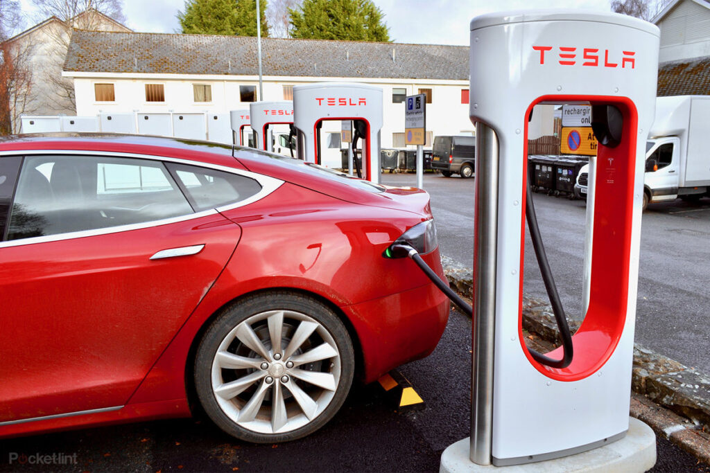 how much time does it take to charge a dead tesla battery?
charge a dead tesla battery